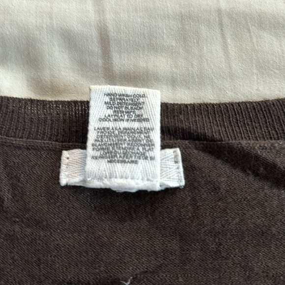 H. ONE wool/nylon/poly blend brown sweater, size M. Pretty, delicate pattern. - Picture 4 of 10